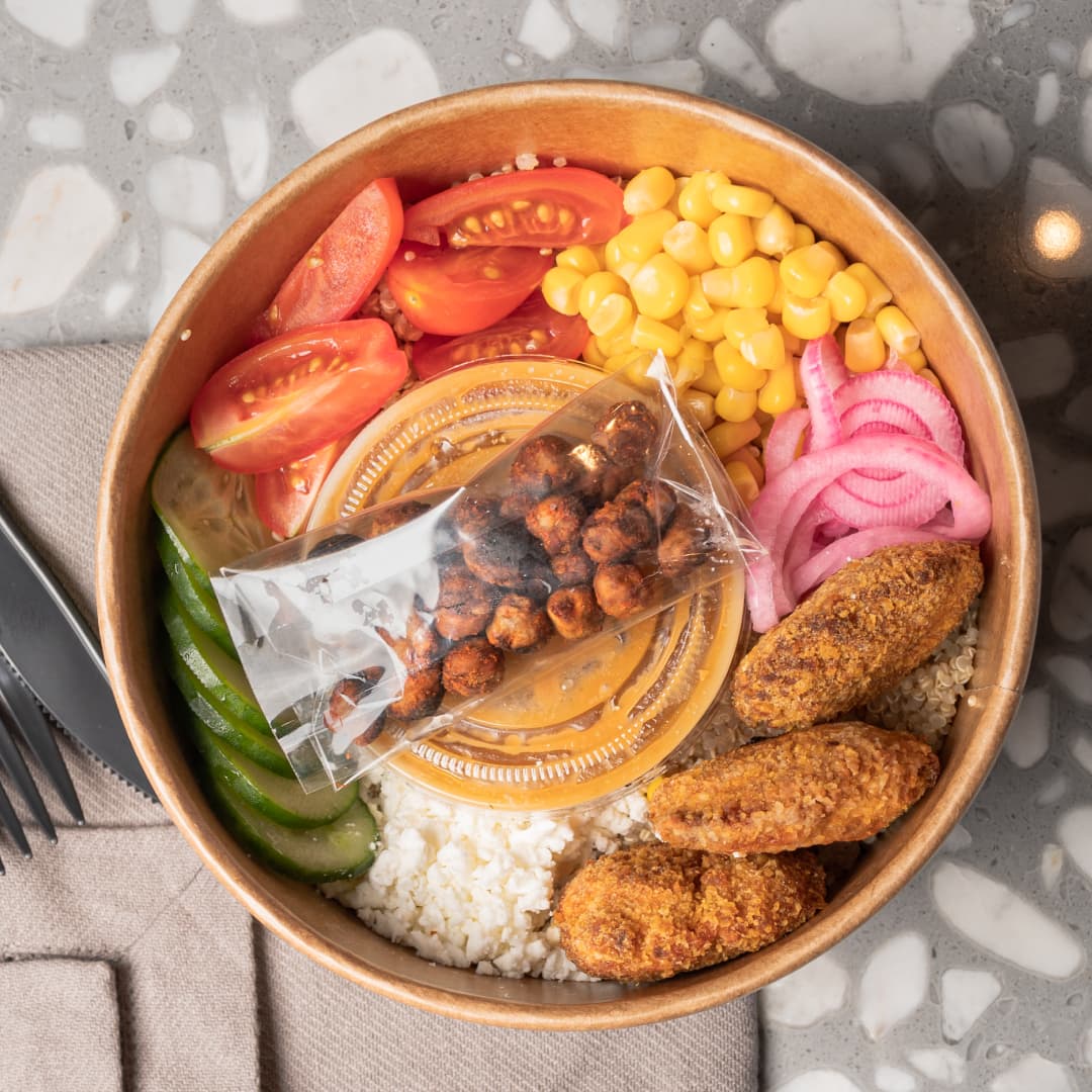 Ensalada Quinoa Salmon